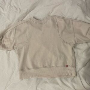 BDG fleece top size small in cream